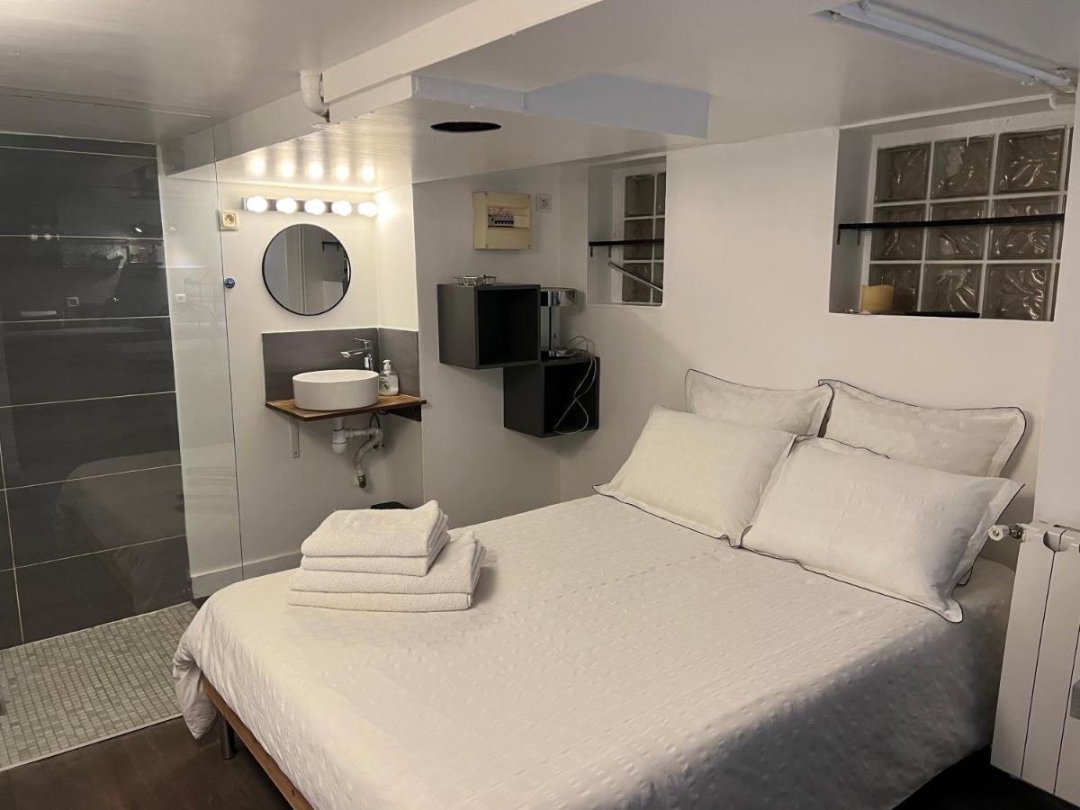 Petit Studio De La Maison Du Bonheur - Rez De Jardin Lägenhet Villiers-sur-Marne Exteriör bild